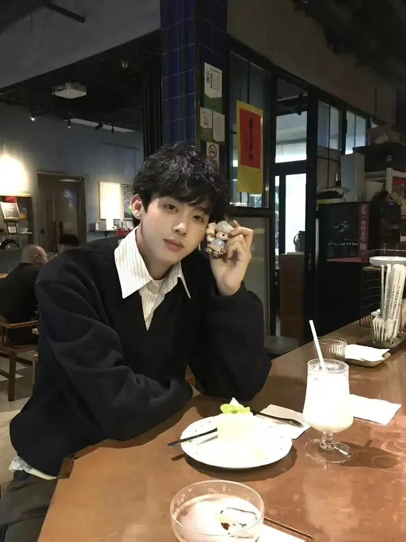 

Стильная полосатая толстовка с воротником-стойкой, свободного кроя, в университетском стиле, из хлопка и полиэстера, повседневная, с длинными рукавами