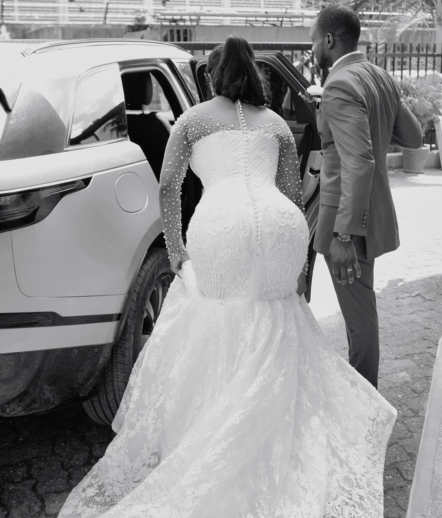 Elegant Sweetheart Mermaid Wedding Dress Off Shoulder Lace Pearl Princess Bridal Dress African Girls Plus Size Bride Dress Custo image 5