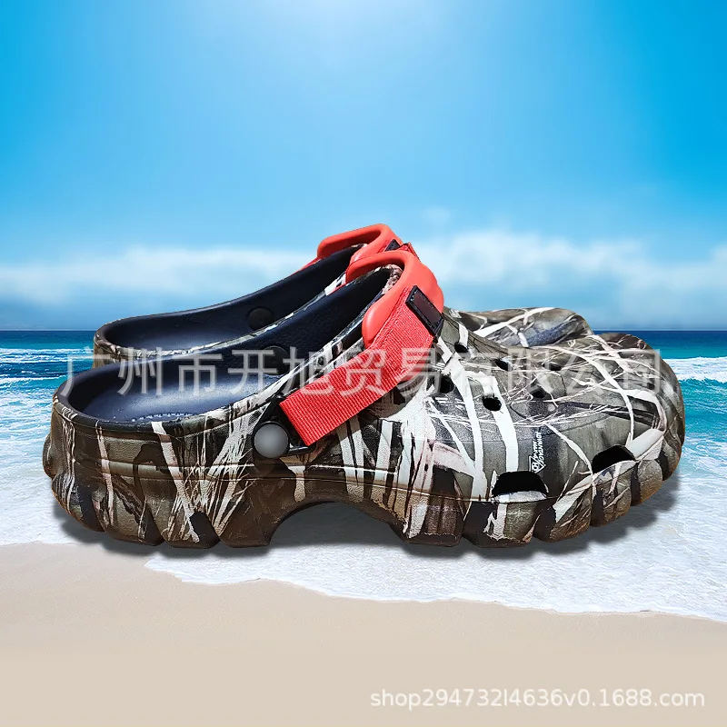 

New Men's Clogs Slippers Sandal Men Garden Shoes Flat Camouflage Sandals Male Sneakers Outdoor Flip Flops Home Clogs