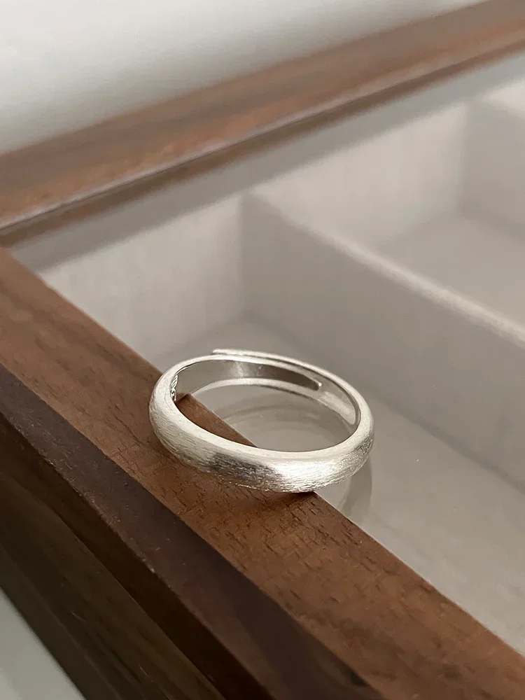 QN Silver Color Solid Circle Brushed Matte Ring for Men and Women Extremely Simple Style Adjustable Opening Fashion Jewelry