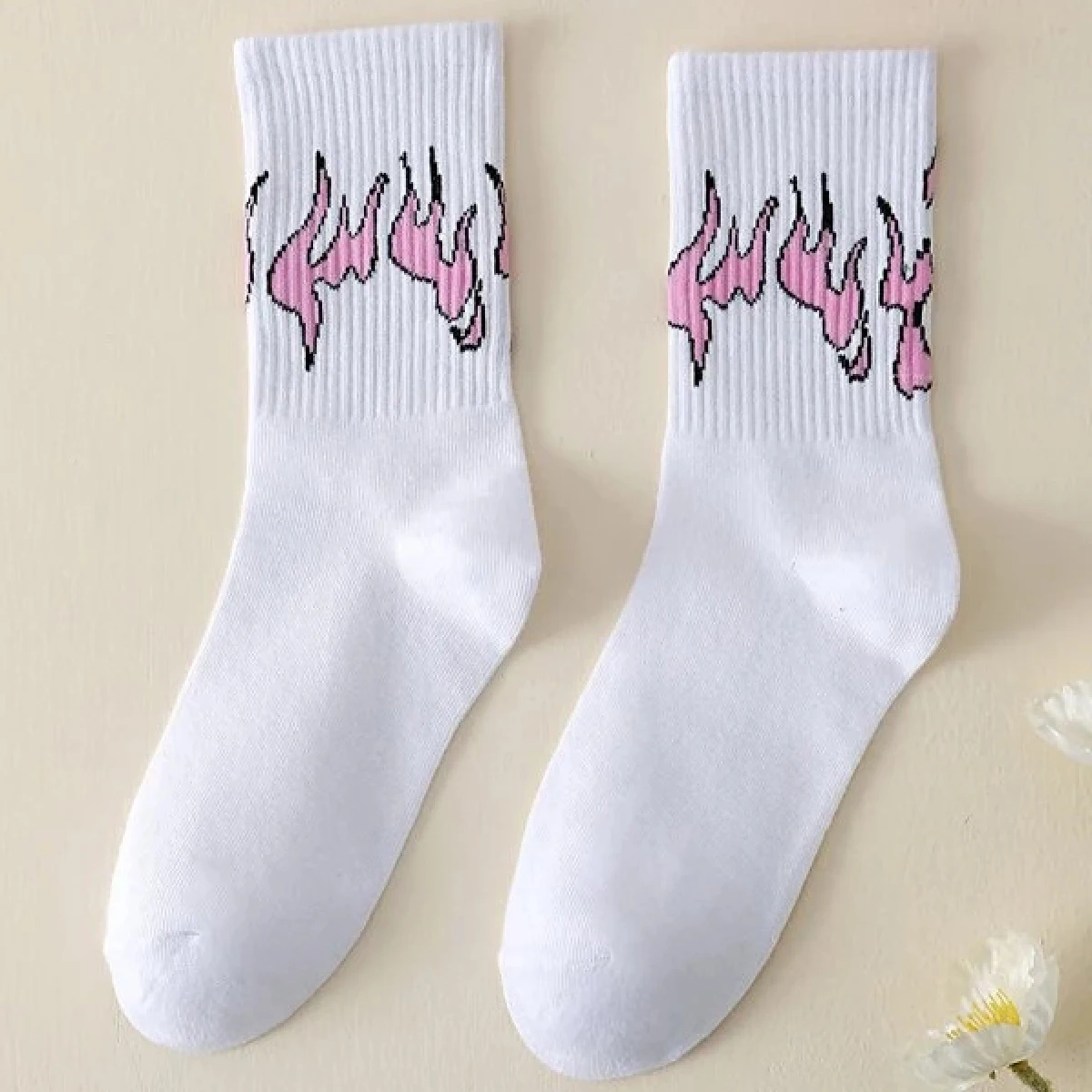 1pairs of spring trend personality Retro Flame Street hip-hop Europe and men and women couples in socks