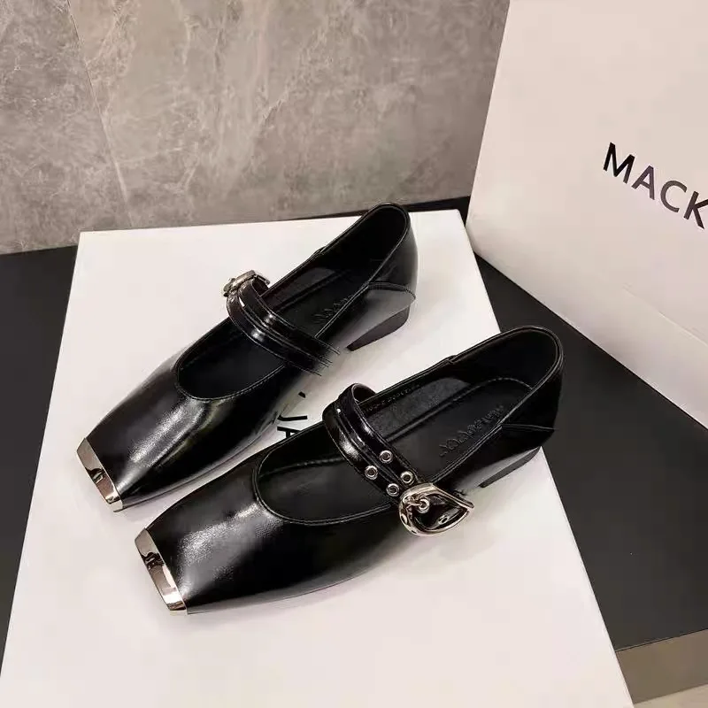 

Новые модные женские туфли на плоской подошве с пряжкой и ремнем, роскошные кожаные туфли Мэри Джейн с металлическим квадратным носком, элегантные женские вечерние модельные туфли на низком каблуке