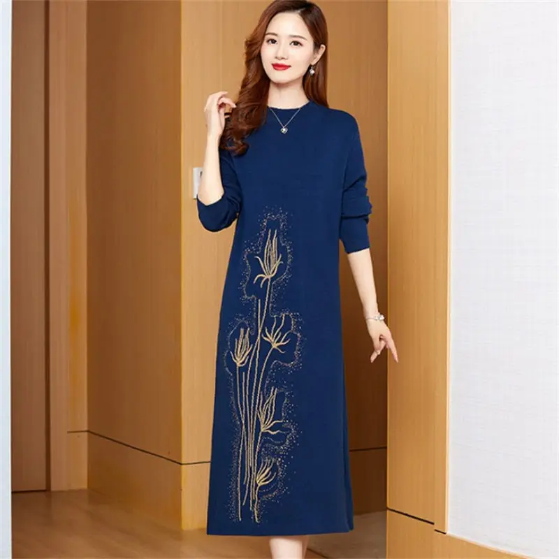 

Mom Fashion Sweater Dress Women's 2022 Autumn And Winter New Temperament Loose Printed Knitted Dress Midi Female Pullover T159