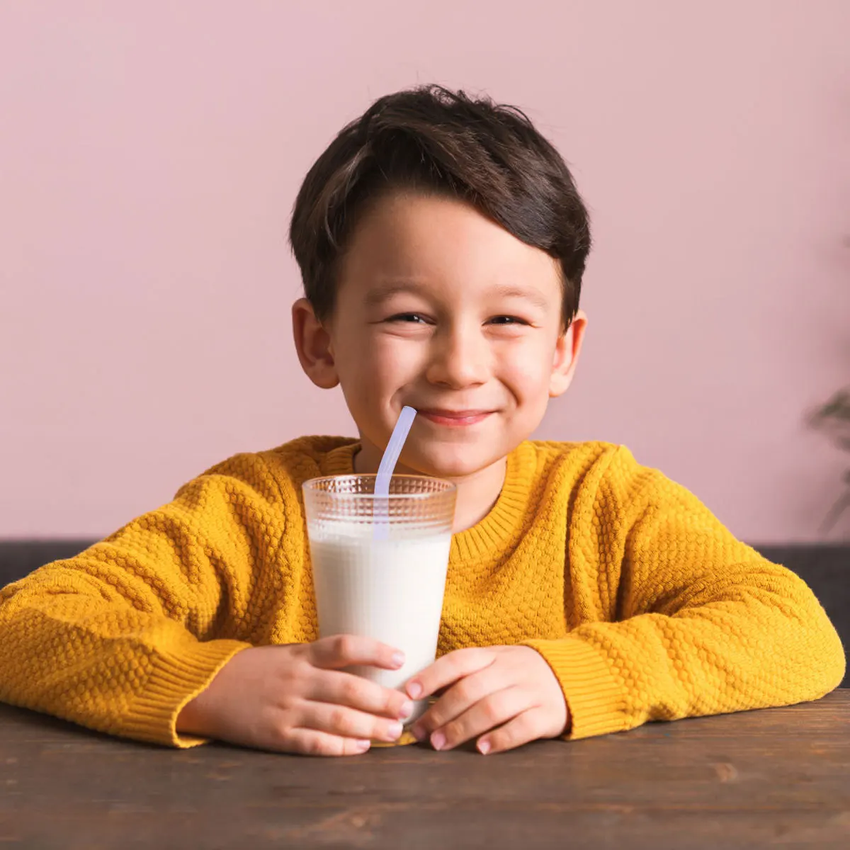 

6Pcs Glass Straws Heat-Resistant Bent Colorful Smoothie Coffee Tea Cocktail Party Home Use Drinking Set with 2 Brushes