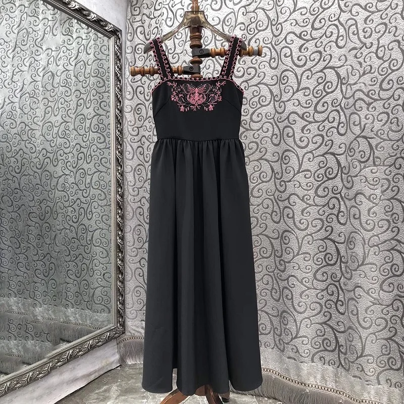 Top Quality New 2024 Spring Dress Ladies Spaghetti Strap Butterfly Beading Deco Elegant Long Party Black Maxi Dress Occasions