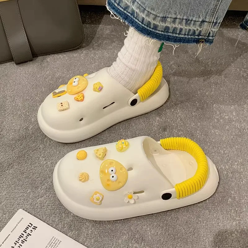 Cute Girls' Baotou … - image