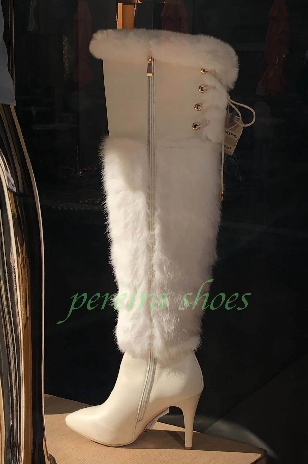 

Женские меховые белые сапоги до колена на молнии со шнуровкой, теплая повседневная обувь из искусственной кожи с острым носком на меху, зимнее платье, обувь для подиума, сапоги, размер 34-46