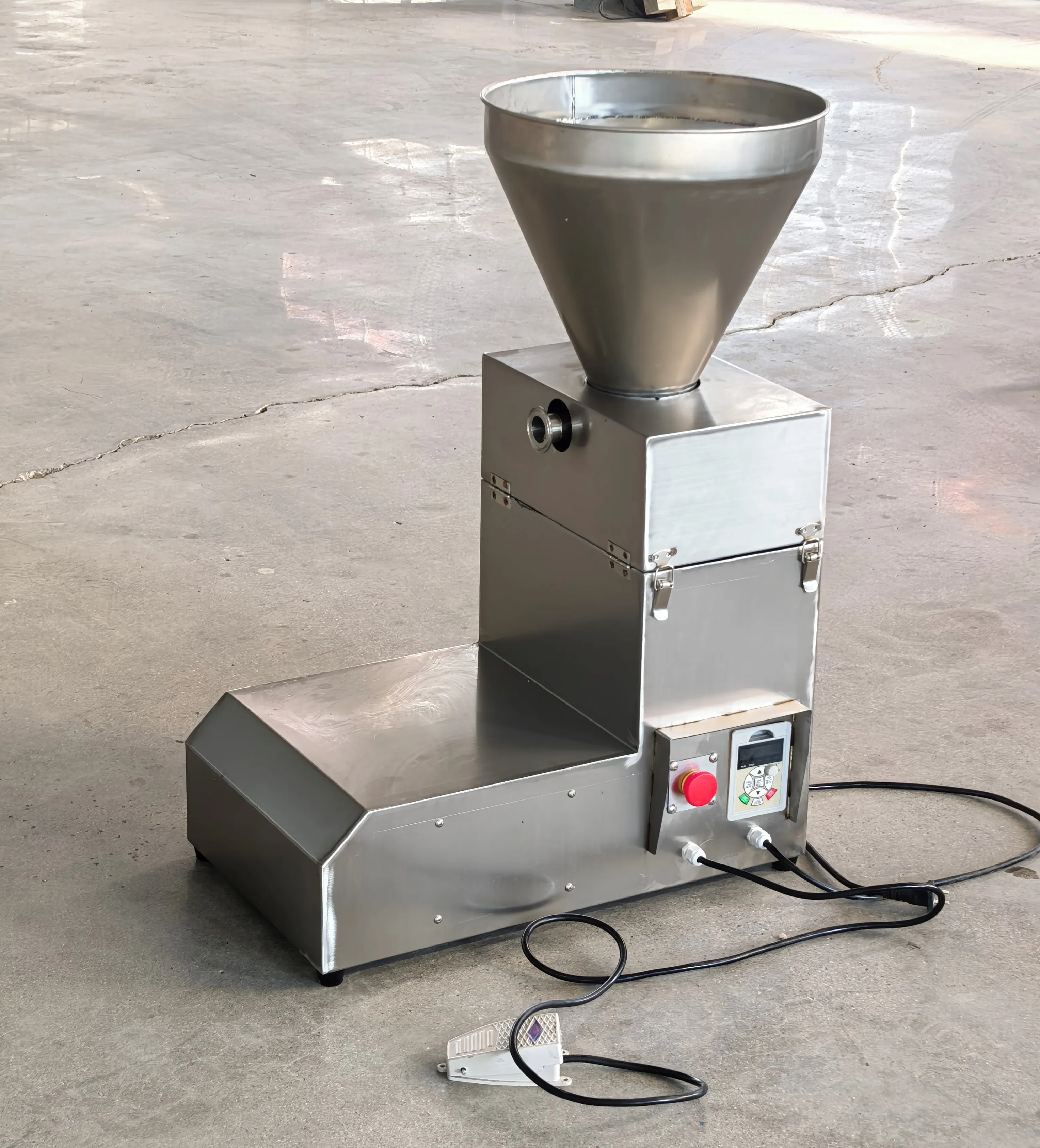 220v Electric Sausage Stuffer Filling Machine Stainless Steel Large Meat Stuffer Commercial Automatic Sausage Stuffing Machine