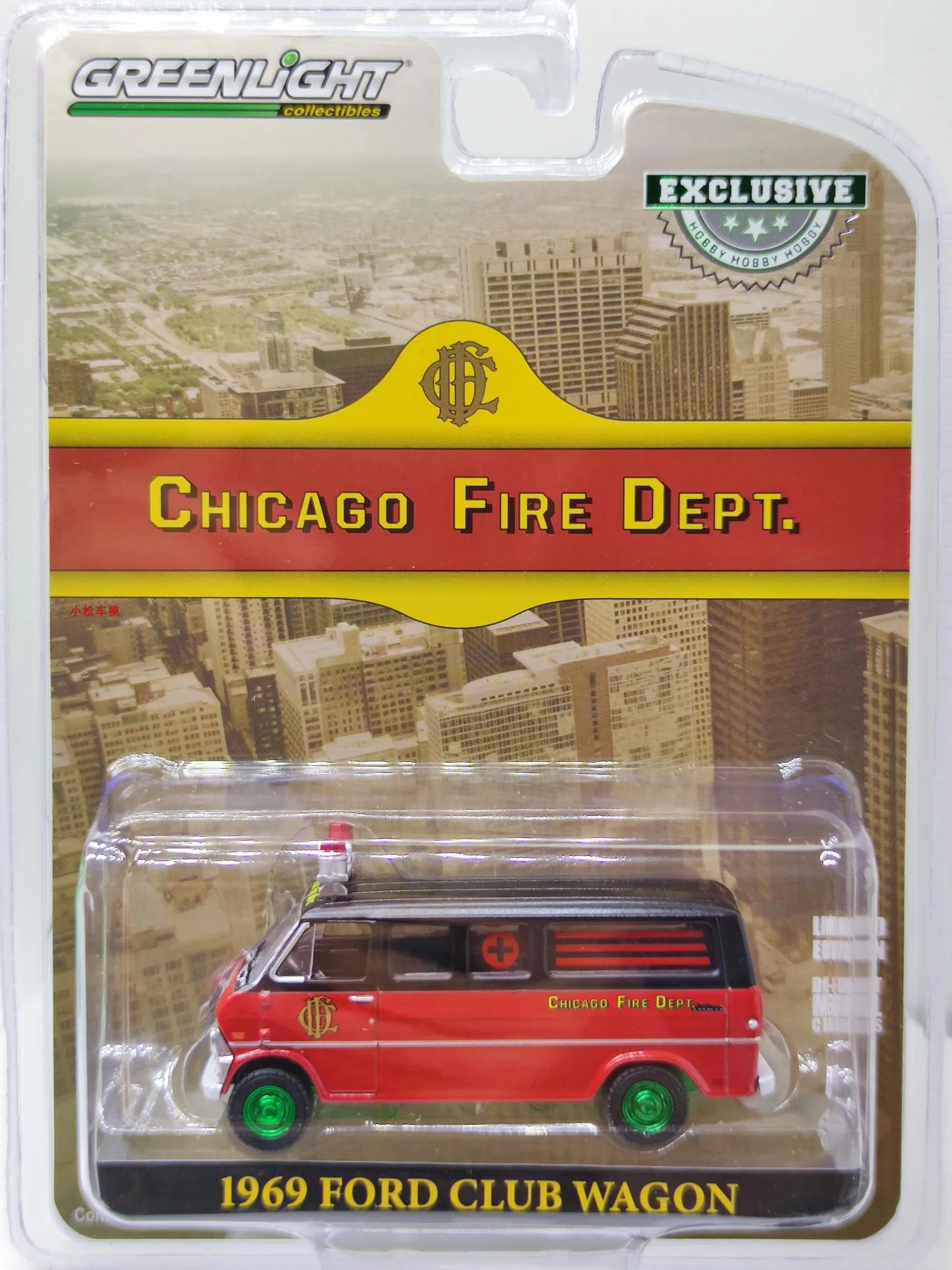 

1:64 1969 Ford Club Truck Ambulance Green Edition Diecast Metal Alloy Model Car Toys For Gift Collection