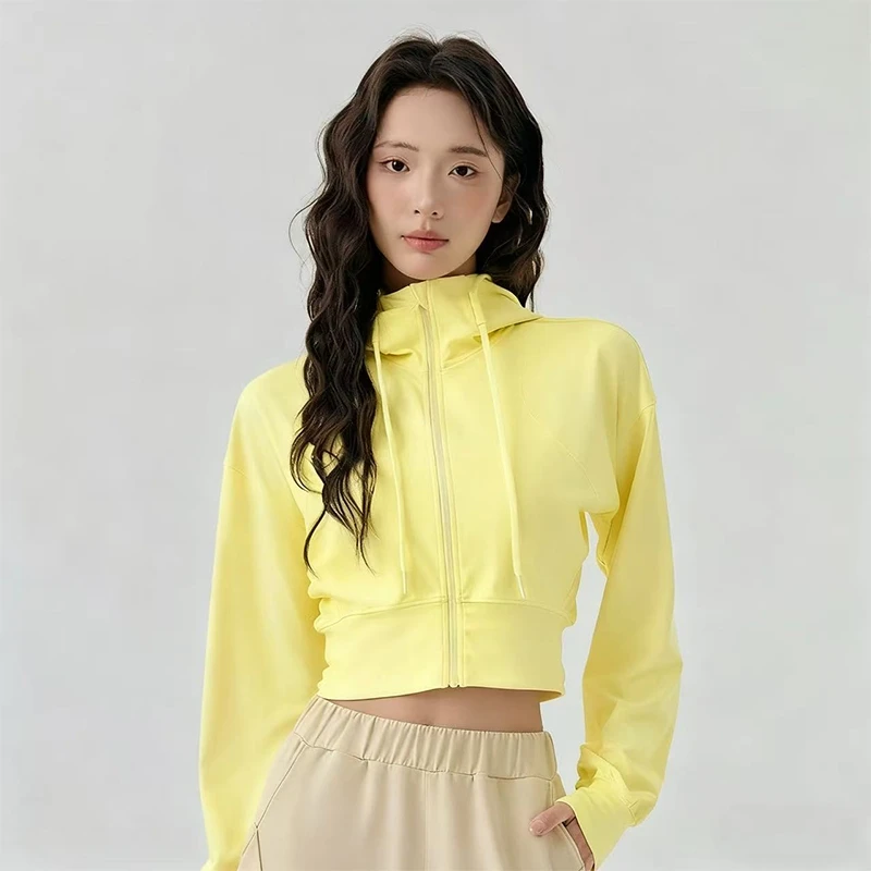 المرأة فضفاضة ضئيلة مقنعين سترة رياضية قصيرة معطف سستة في الهواء الطلق عارضة تنوعا ملابس لليوجا اللياقة البدنية الجري التدريب أعلى القماش