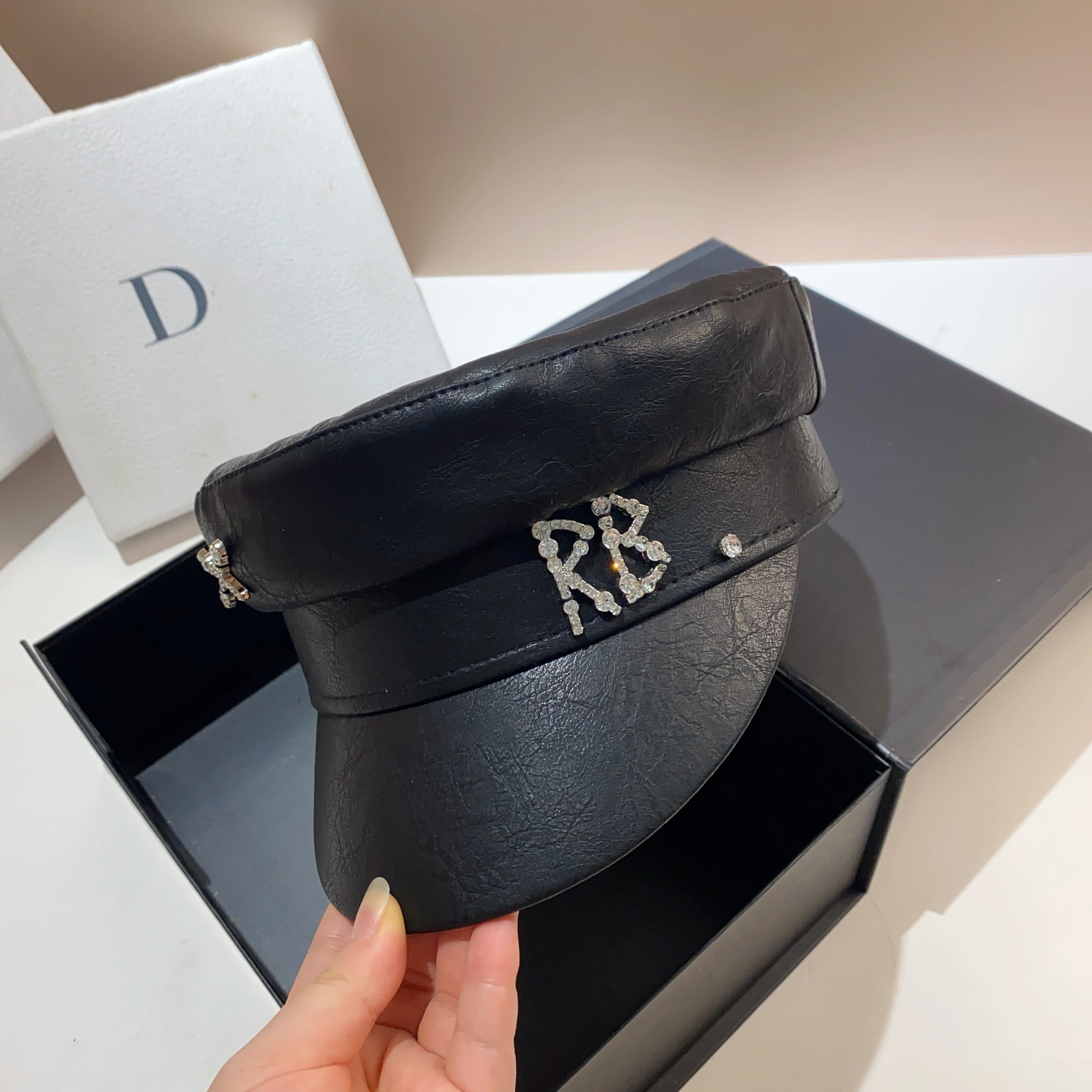 RB Pihai Military Hat European Station Fashion Versatile Black Newspaper Boy Hat Female Spring and Autumn New Fashion Flat Top D