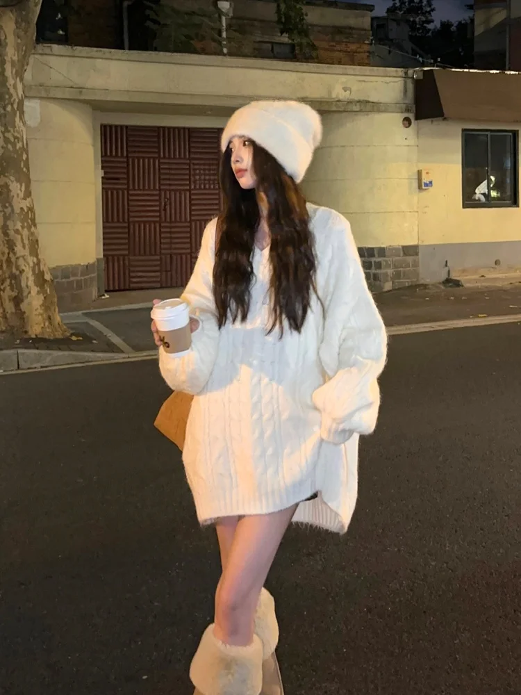 

Adan Lazy V-ne Thiened Winter Sweater Women's Loose Warm Soft Mid-length Commute Sle Blend Wool Blend Polyester Nylon