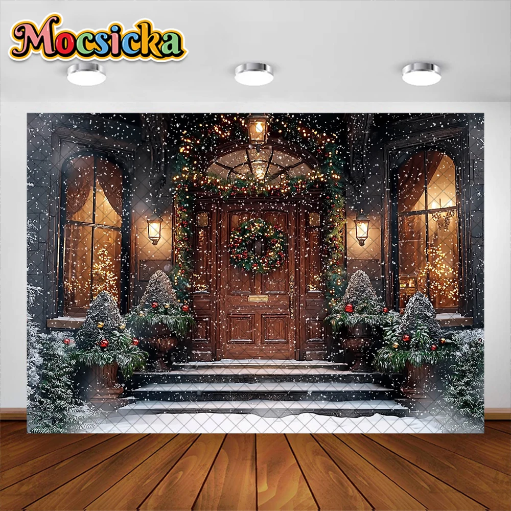 พื้นหลังประตูไม้สำหรับถ่ายภาพเทศกาลคริสต์มาสฤดูหนาวอุปกรณ์ตกแต่งพวงมาลัยของขวัญวันคริสต์มาสฉากหลังถ่ายภาพบุคคลสาว