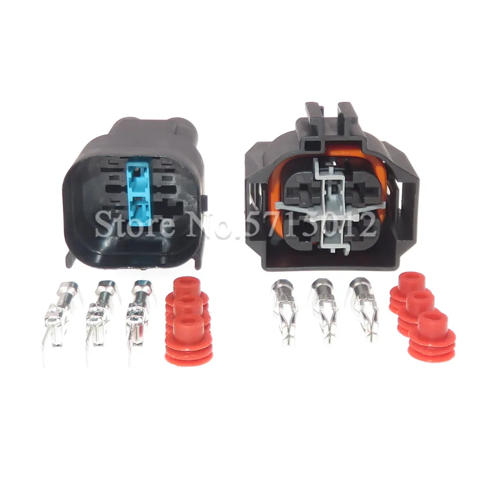 

3 Hole Automobile Cable Connector Car Large Current Socket Auto Electronic Fan Plug For BMW X1 X3 E90 E92 F18 F02