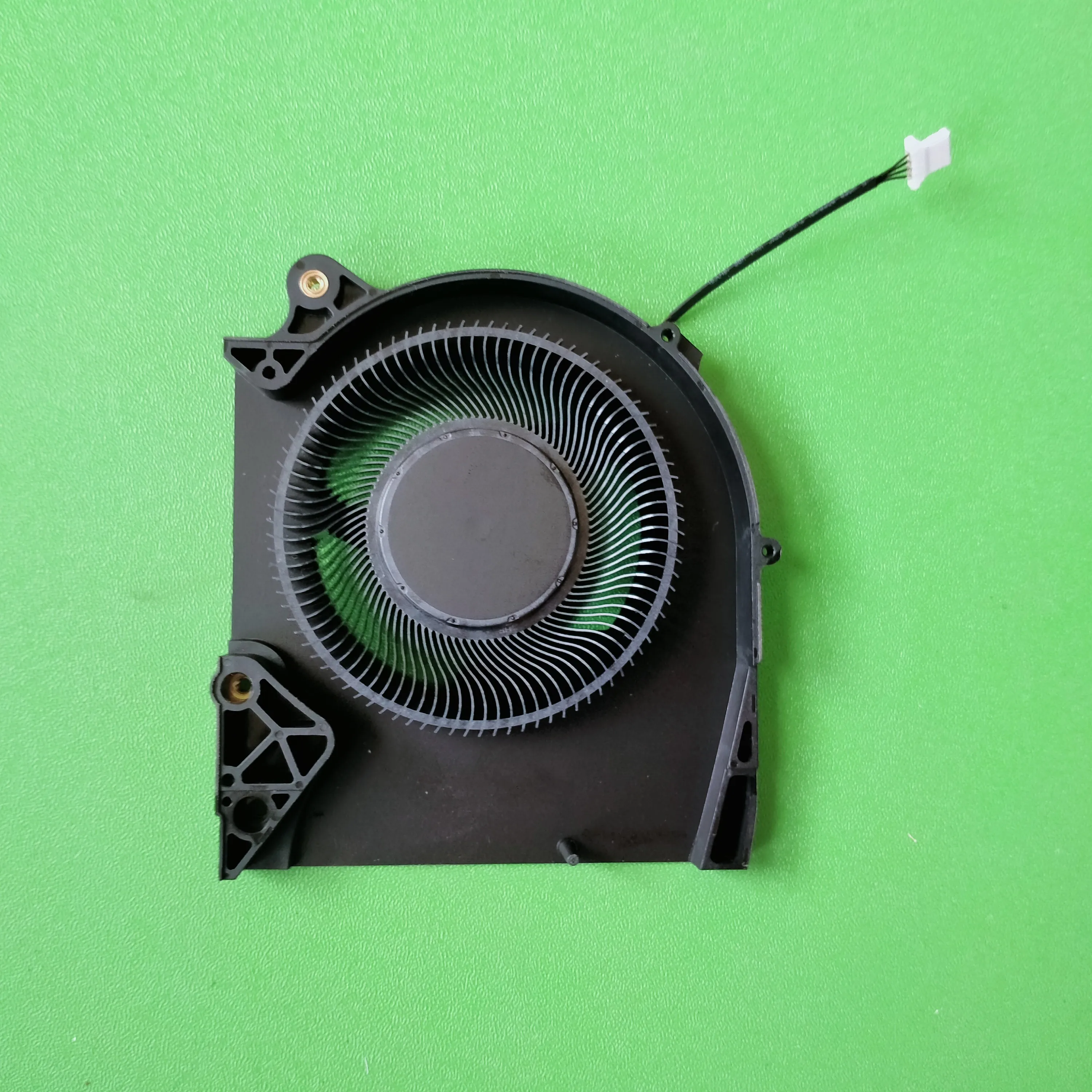XXXnn New Brand New Original Cooling Fan for Dell Alienware M15 R5 M15 R6 2021