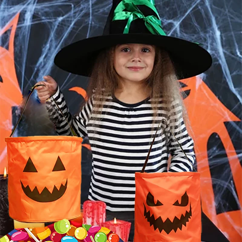 Secchio per dolcetti o scherzetto di Halloween con luce a LED Sacchetti di caramelle di zucca Cestino di Halloween pieghevole per cesto regalo per