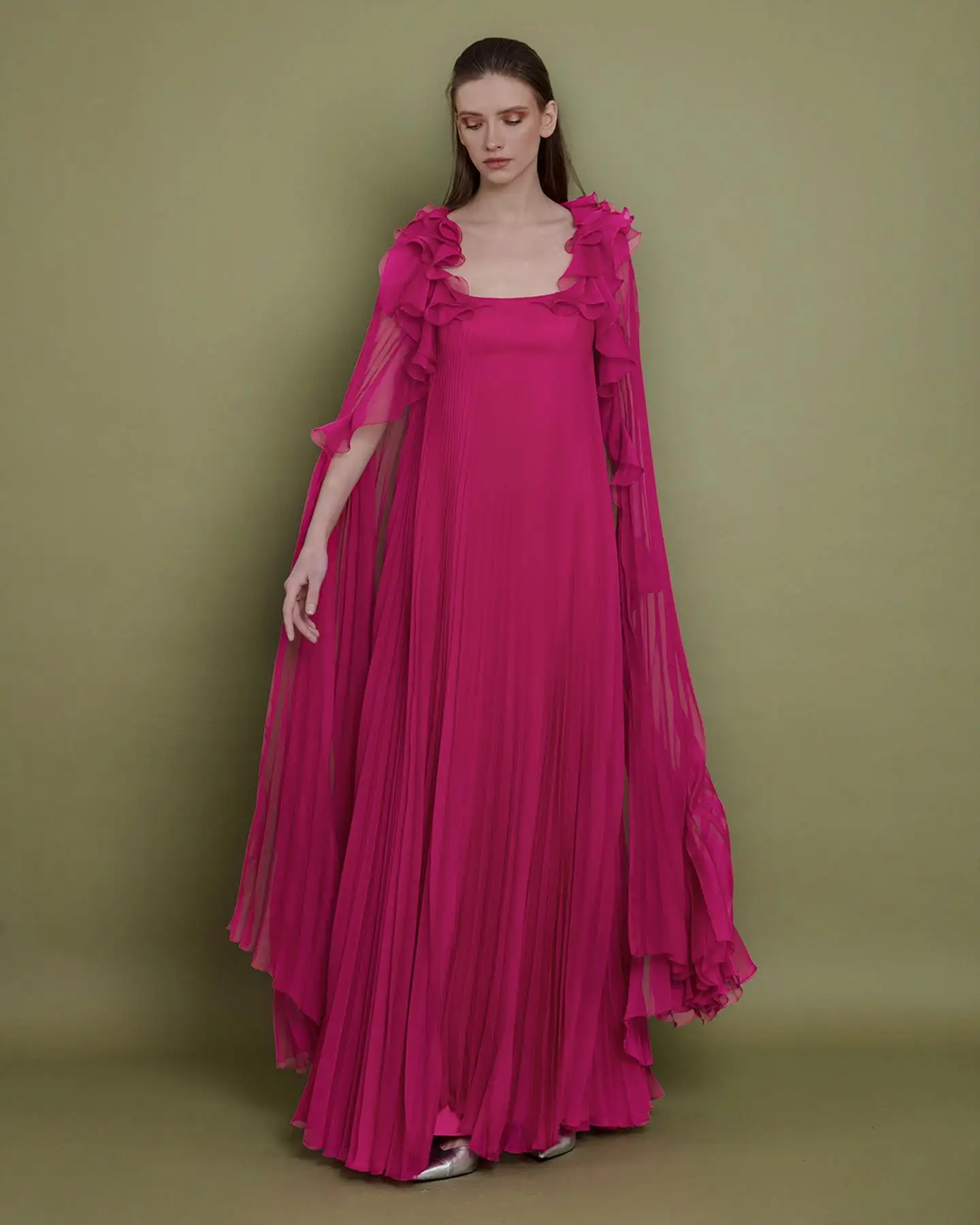 Couture Fuchsia Pleated Long Women Dresses With Cloak Sleeves Modest Ruffles Trimmed Maxi Dress Robe Kaftan