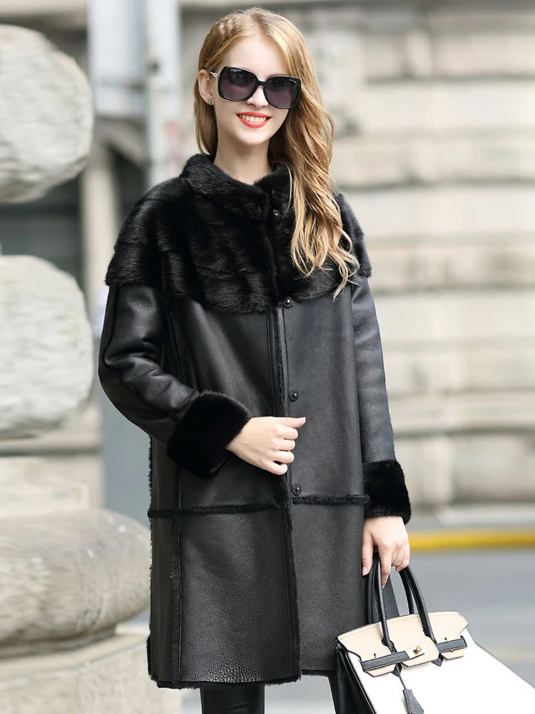 เสื้อโค้ทขนแกะแท้ KMETRAM พร้อมขนแกะติดตัว แฟชั่นระดับไฮเอนด์ สีดำยาว ฤดูหนาว 2025 เสื้อแจ็คเก็ตผู้หญิง ขนสัตว์สำหรับผู้หญิง