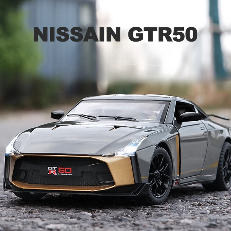 Simualtion 1:24 Nissan GTR 50TH Alloy Car Model Collective Casting Metal Voiture Miniature Home Decor Sound Light Kids Boys Toys