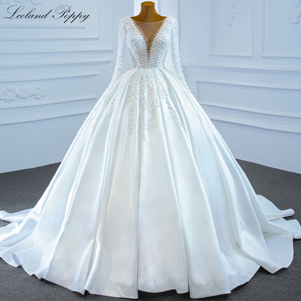 

Lceland Poppy Ball Gown Scoop Neck Satin Wedding Dresses Full Sleeves Pearls Beaded Bridal Gowns with Chapel Train