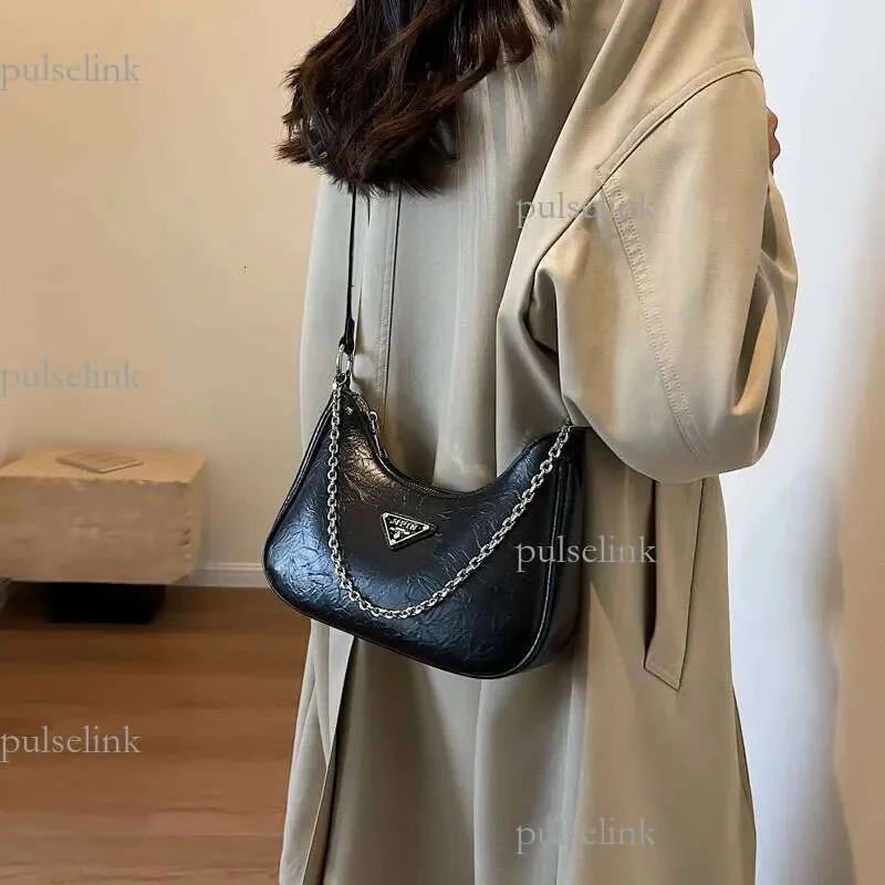 

Новые дизайнерские сумки через плечо для женщин, модные сумки с цепочкой, сумки-клатчи, сумки-кроссбоди.