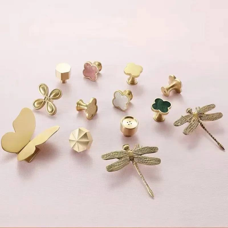 Four Leaf Clover Butterfly Dragonfly bee Insect Bird shape Brass knobs Handle Nordic Light Luxury Pastoral  Single Hole pulls