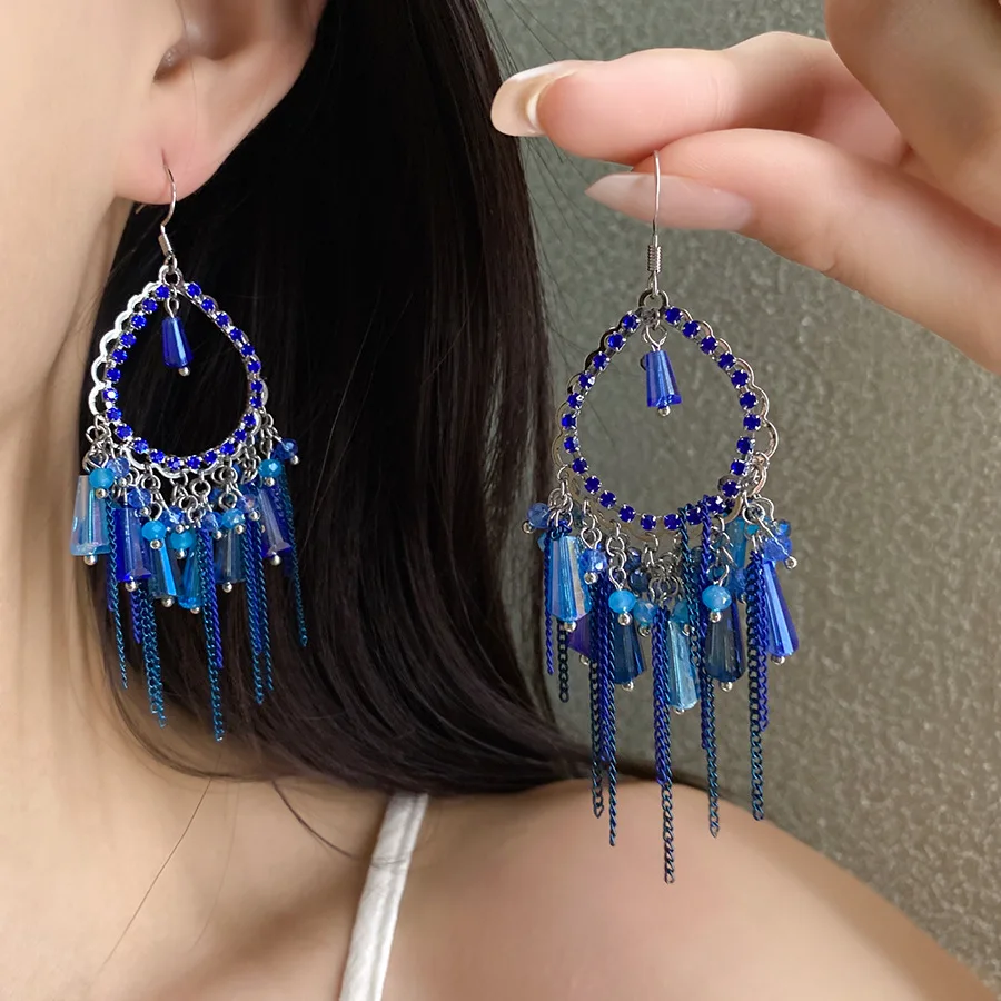 

NISHIZAWA Retro Palace Style Glass Chain Tassel Ear Hooks Fashionable and Simple Earrings