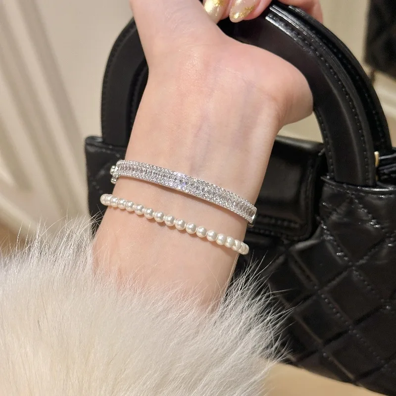High quality silver 925 Silver Full Diamond Square bracelet for women Exquisite Luxury and Fashion bangles Wedding Jewelry Gift