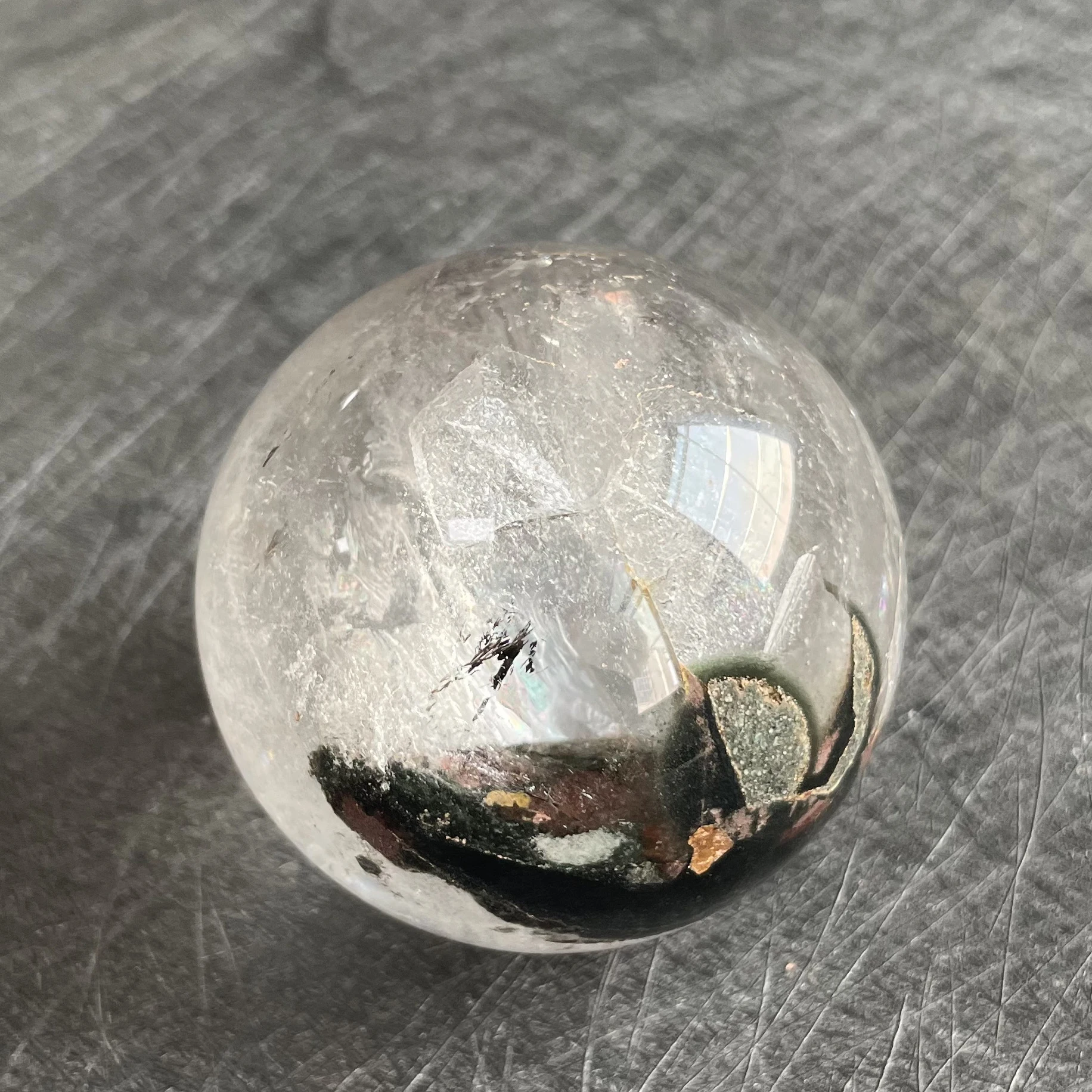 

242 г натуральный хрустальный шар, зеленая фантомная Сфера, камень для украшения камней, шероховатый полированный кварцевый камень, лечебный Y233