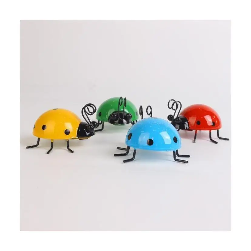 2026 New 1 Pcs Mini Metal Ladybug Beetle Fence Wall Hanging Ornament Statue Patio Garden Figurine Home Decor Creative Crafts