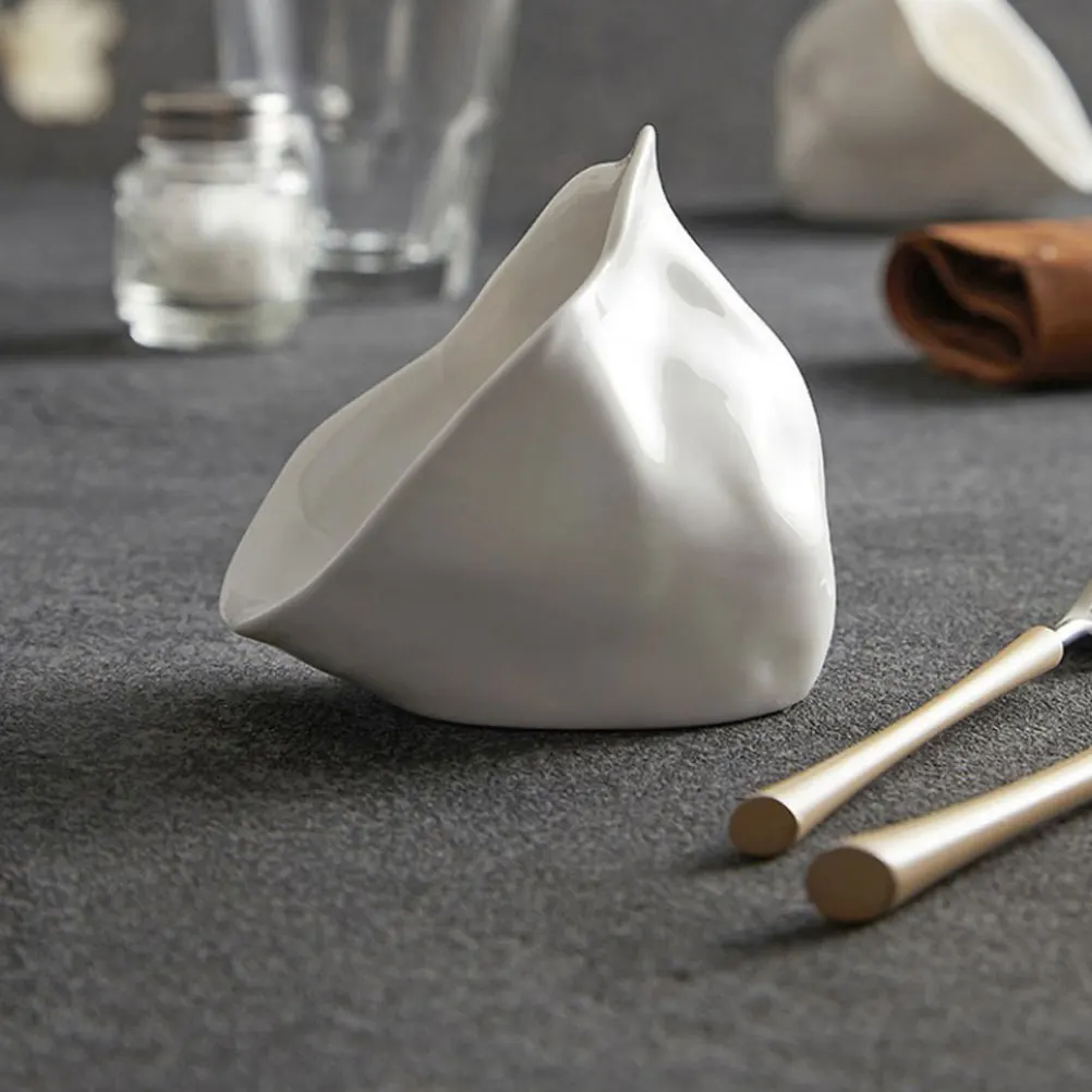 

Ceramic Flower Patterned Sauce Plates Small Dipping Bowls for Condiments Snacks Fruits Ideal for Parties Catering Family