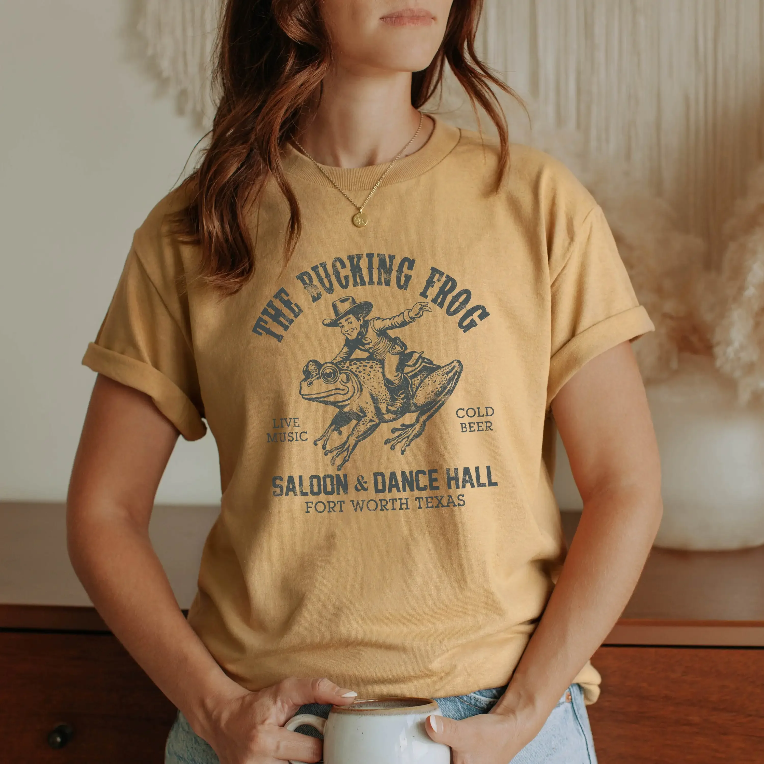 Retro Style Fort Worth Tx T Shirt Bucking Frog Texas Rodeo Attire Cute Cowgirl Funny Cowboy