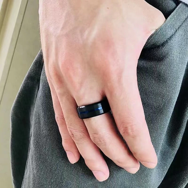 メンズファッション 8 ミリメートル黒ブラッシュラダーエッジステンレス鋼リングブルー溝男性結婚指輪ギフト男性のためのジュエリー卸売