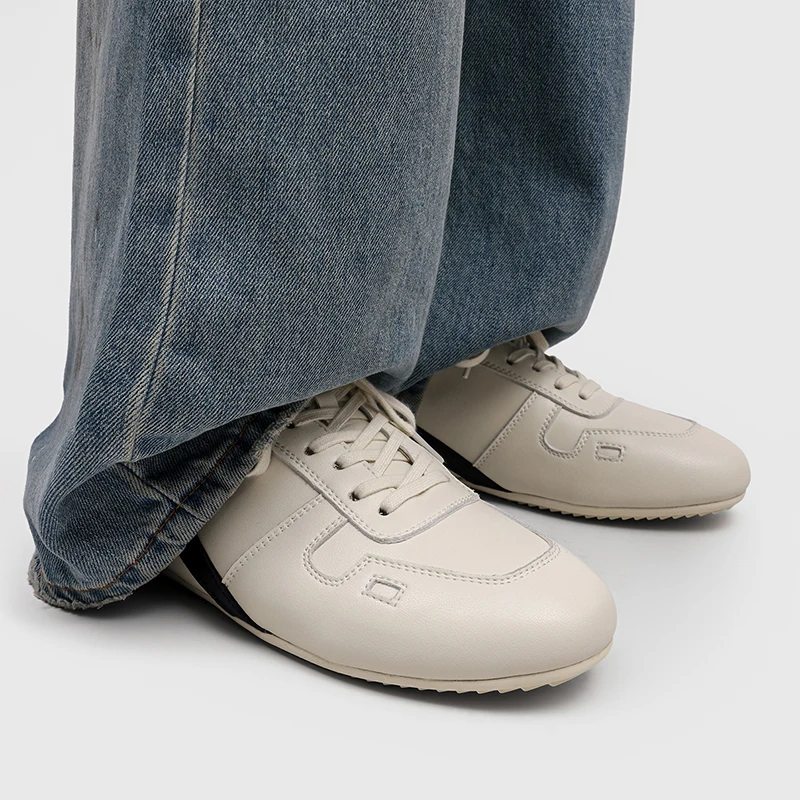 Men Lace Up Sneakers Retro Flat Casual Shoes Contrast Strip Lightweight Daily Walking Footwear