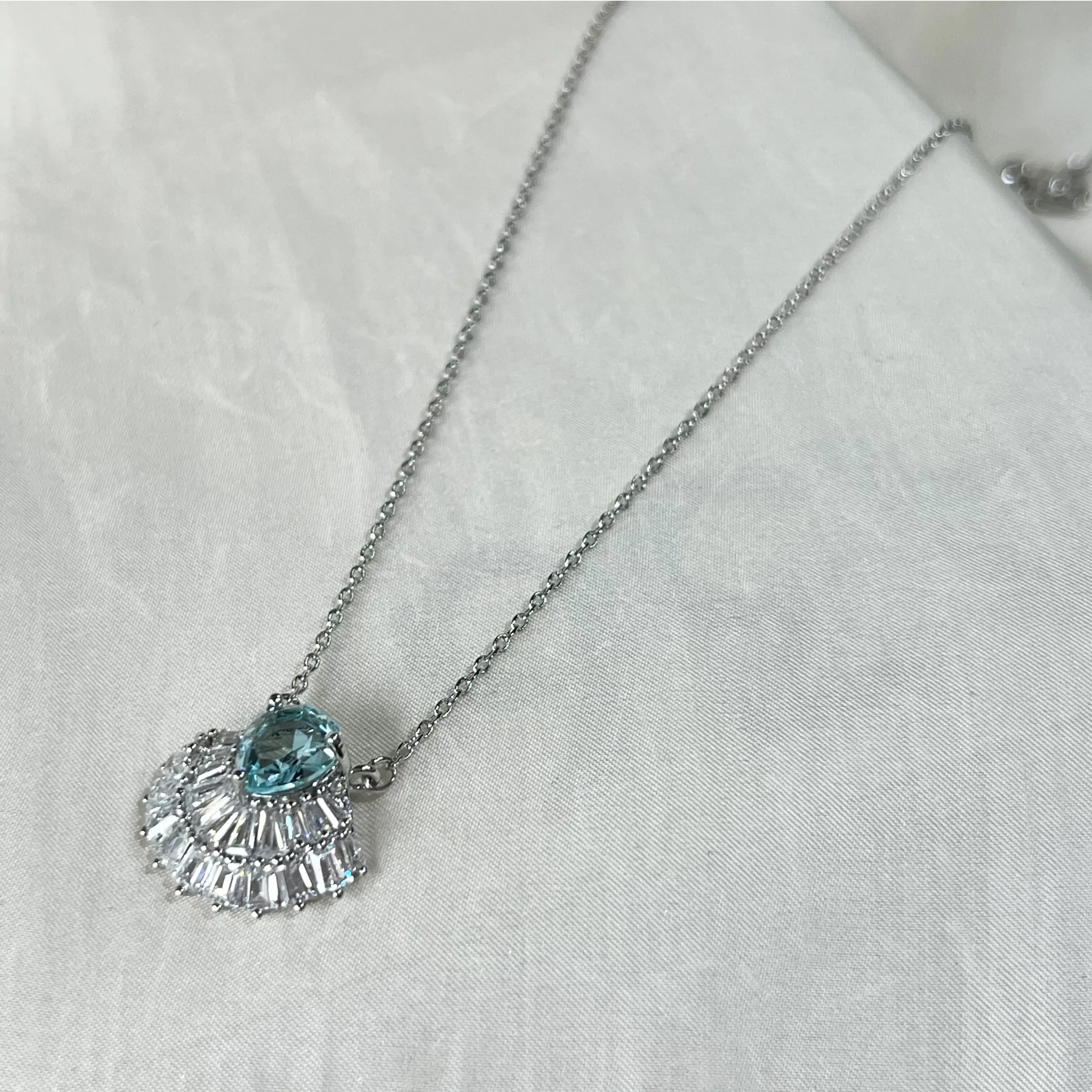 Originale 2024 Fine Jewelry Set Pearl Drop Earring Pink Charms Shell collana bracciale gioielli per le donne accessori per feste