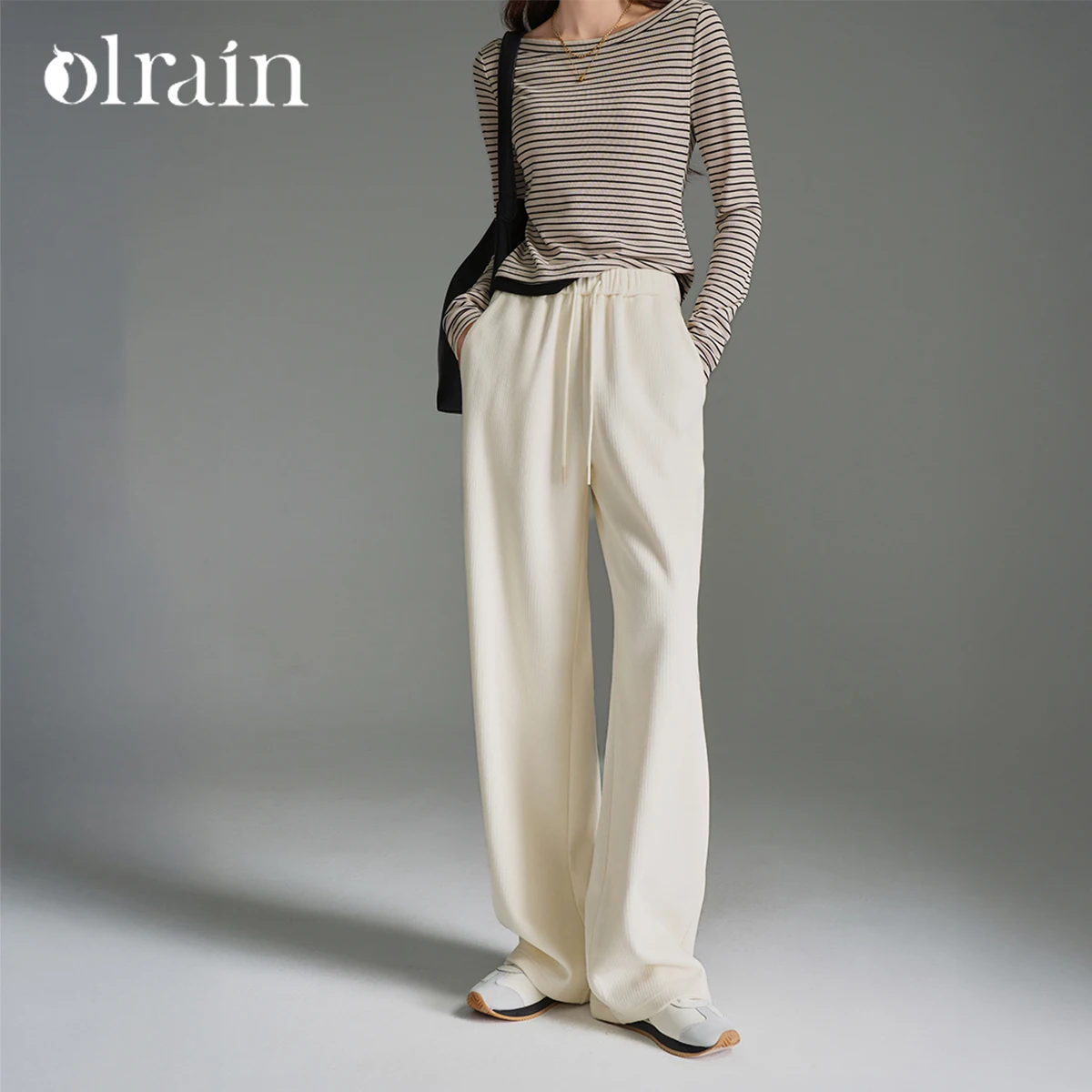 

OLrain Women's Chenille Soft Straight Leg Pants Autumn 2025 Elastic Waist Relaxed Fit Comfortable Casual Trousers O57QK001289