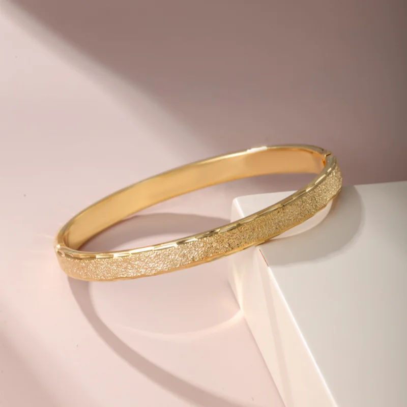 

Classical 24K Gold Plated Circle Bangle For Women Charm Jewelry Exquisite Classical Decoration New Trends 2024