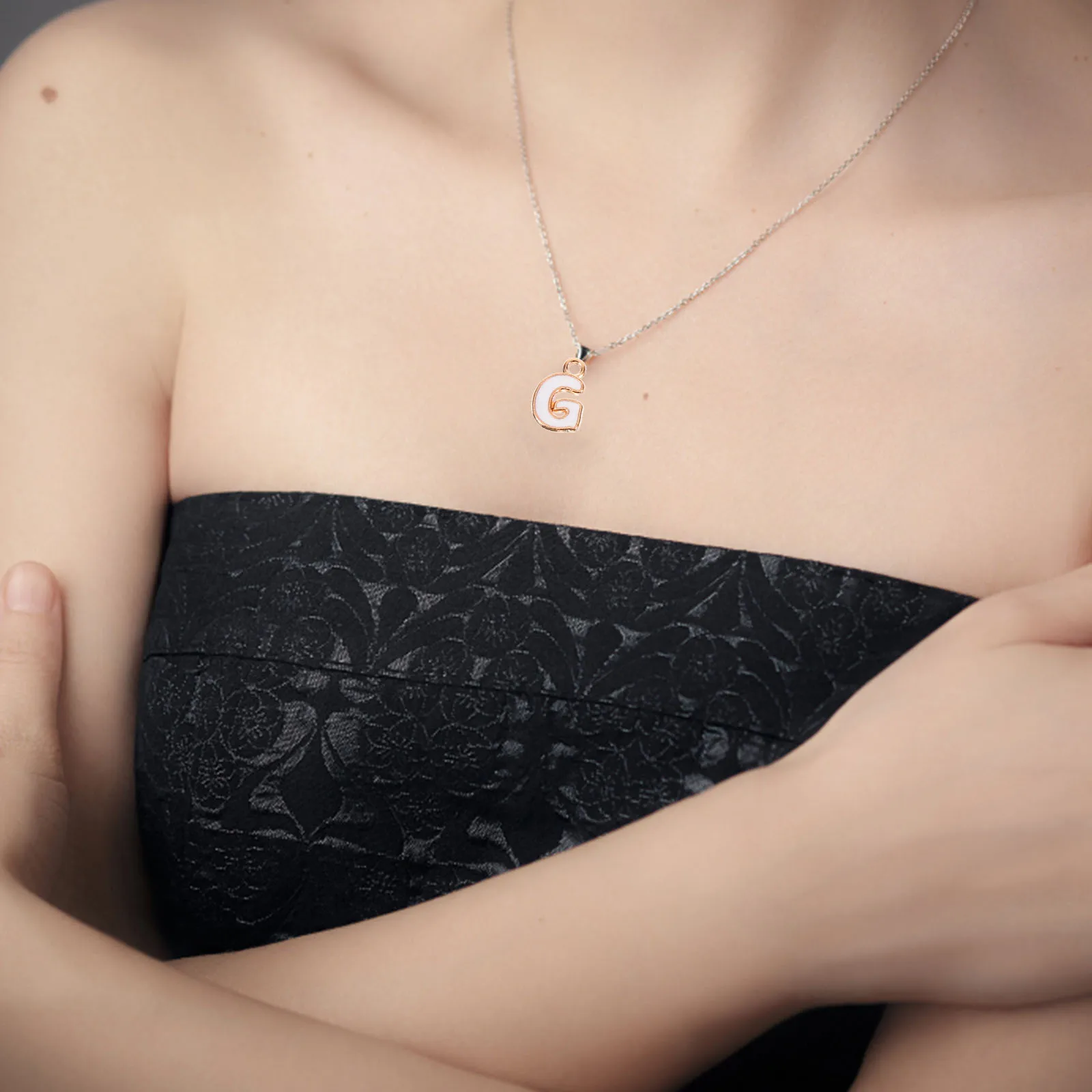 

1Set Zinc Alloy Letter-Shaped Pendants Smooth Polished Necklace Bracelet Charms Hanging Ornaments for DIY Letters for Backpack