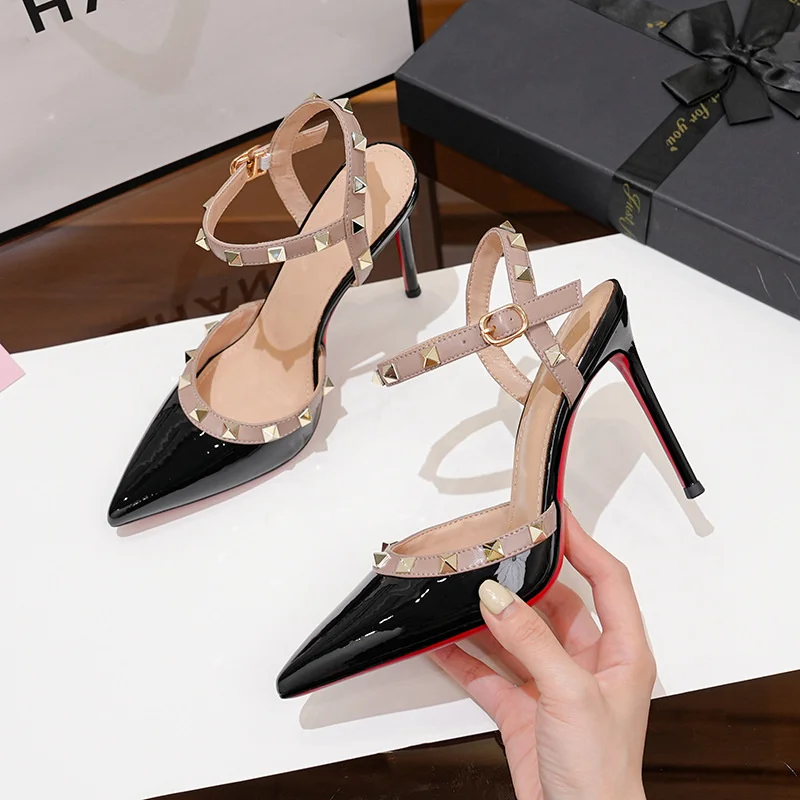

Sexy Rivet High Heels 2025 New Patent Leather Pointed Toe Womens Sandals 6 8Cm Stiletto Platform Party Prom Shoes