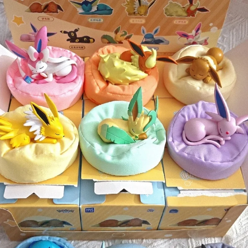 이브이 애니메이션 블라인드 박스 수집용 데스크탑 장난감 장식품 실브이언 엄브레온 플레어이언 졸테온 피규어 휴일 선물 잠자는 자세