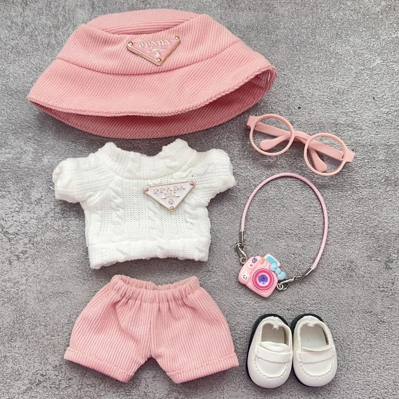Labubu Vestiti per bambini di prima e seconda generazione Labubu Triangolo Maglione Tuta Set di cappelli possono essere indossati Strumenti EDC per esterni