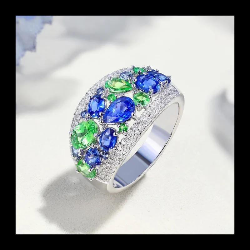 Zestaw Monet's Garden Treasure, wisiorek z diamentem i szafirem tsaworytem, otwarty pierścionek, długie kolczyki na biglach