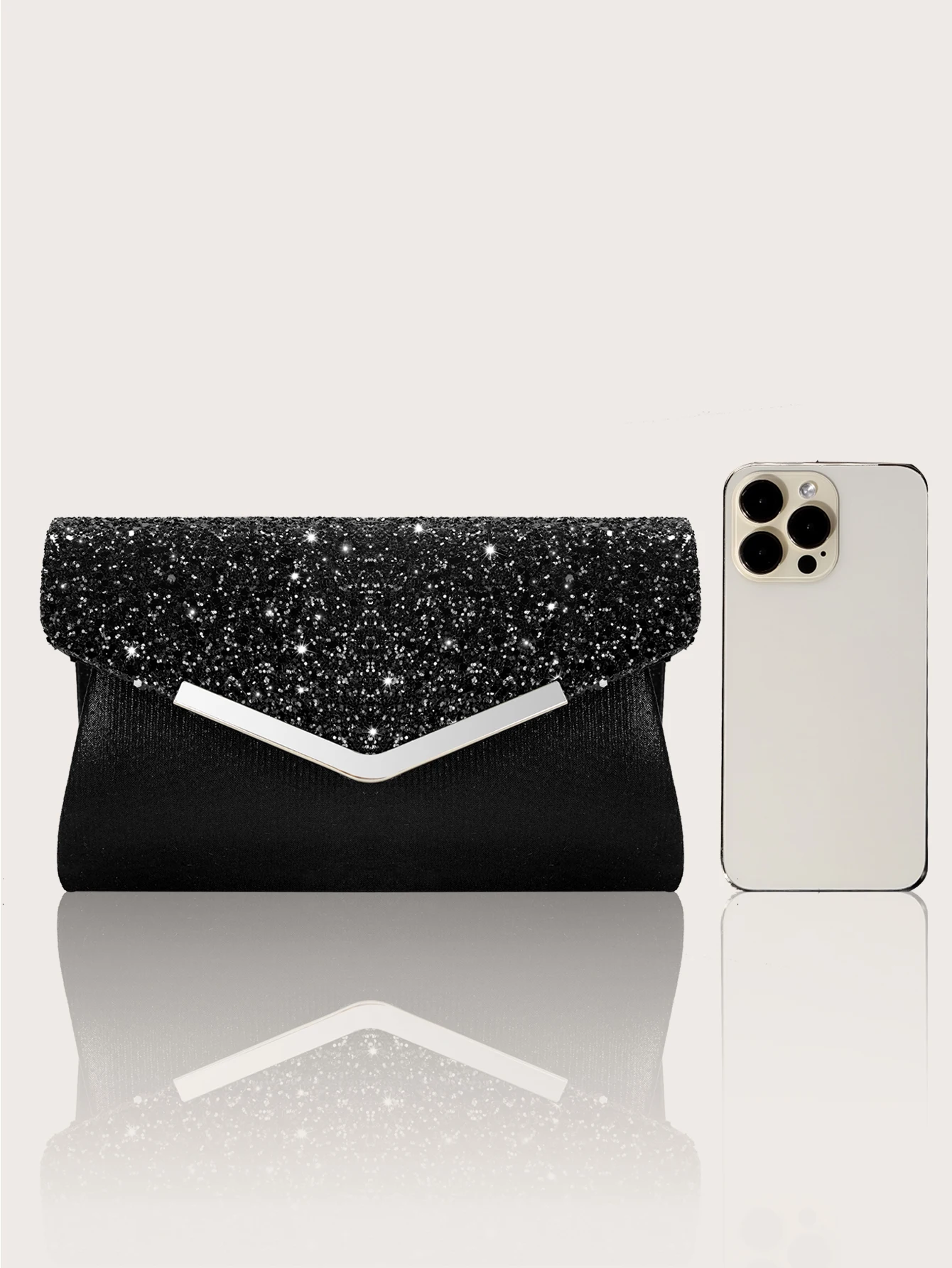 حقيبة يد وحقيبة مسائية للحفلات النسائية ذات الترتر المتلألئ، مقترنة بقلادة وأقراط وأساور مكونة من أربعة قطع. #3