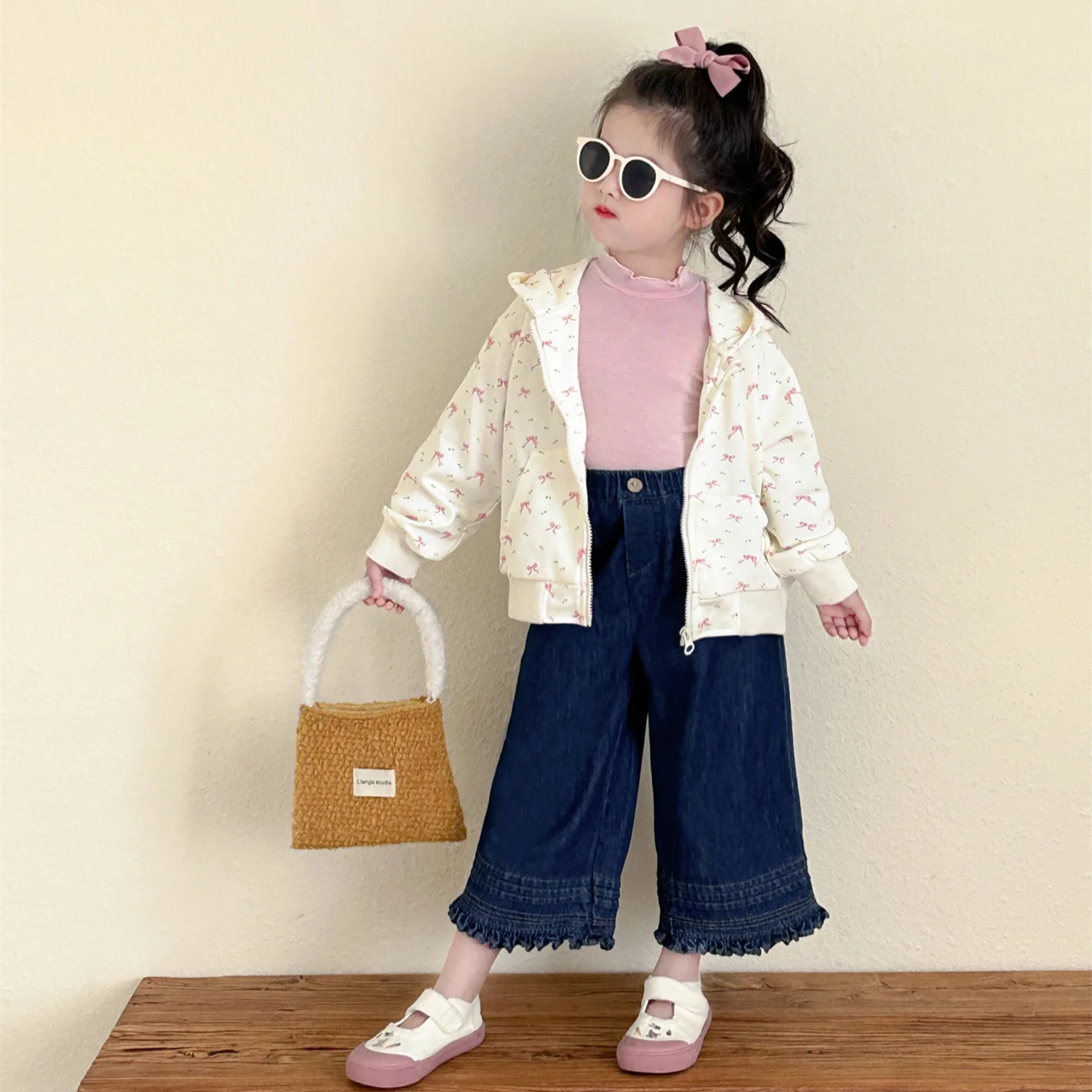 Girls Denim Wide Leg Pants with Mushroom Edge 2024 Autumn New Korean Baby Girls Elegant Versatile Pants