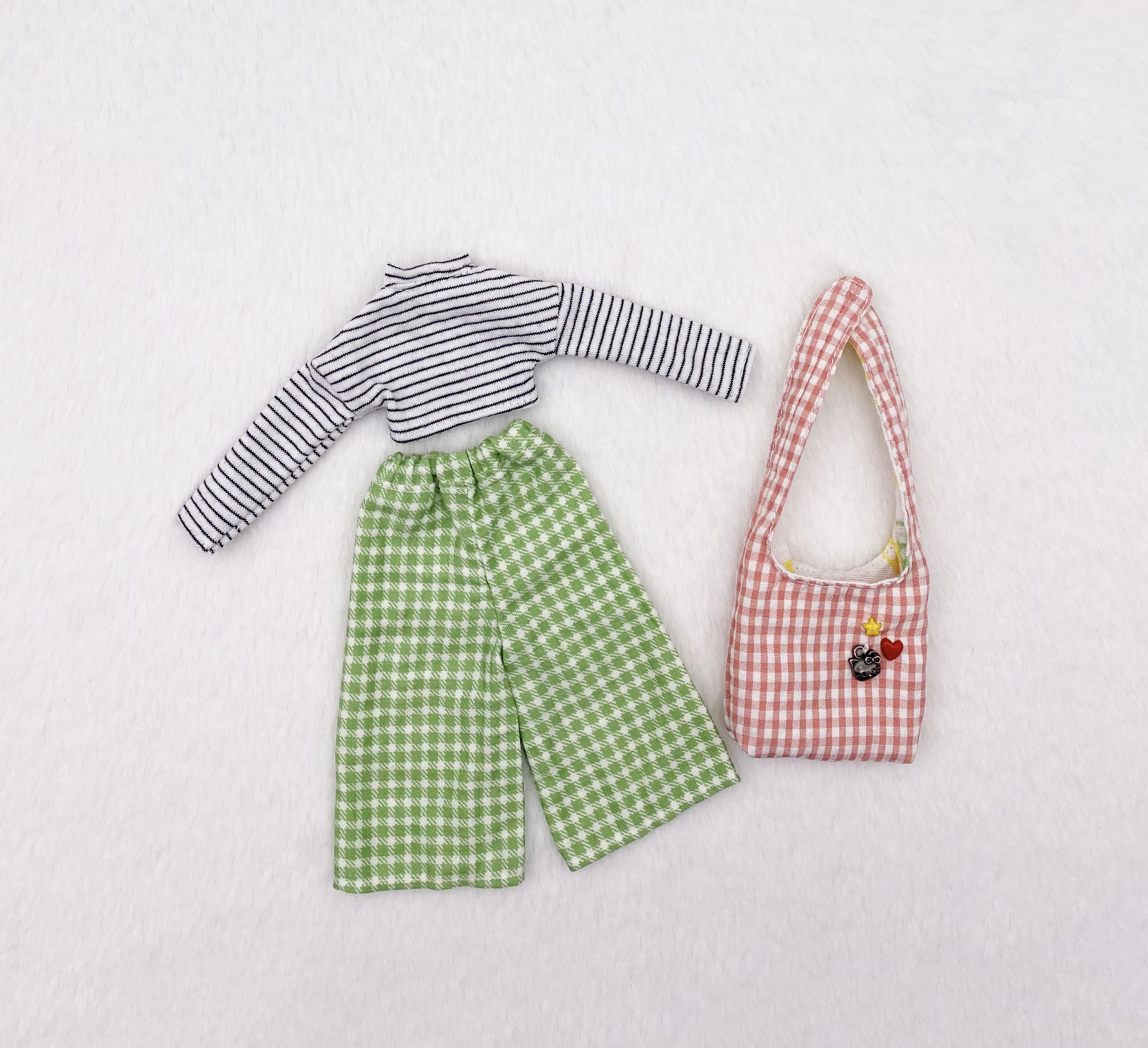 

Одежда и юбки для кукол Kari 2026: Комплект с длинными рукавами, полосатыми брюками и зелеными клетчатыми брюками цвета экрю для кукол Landazz и Landoudou