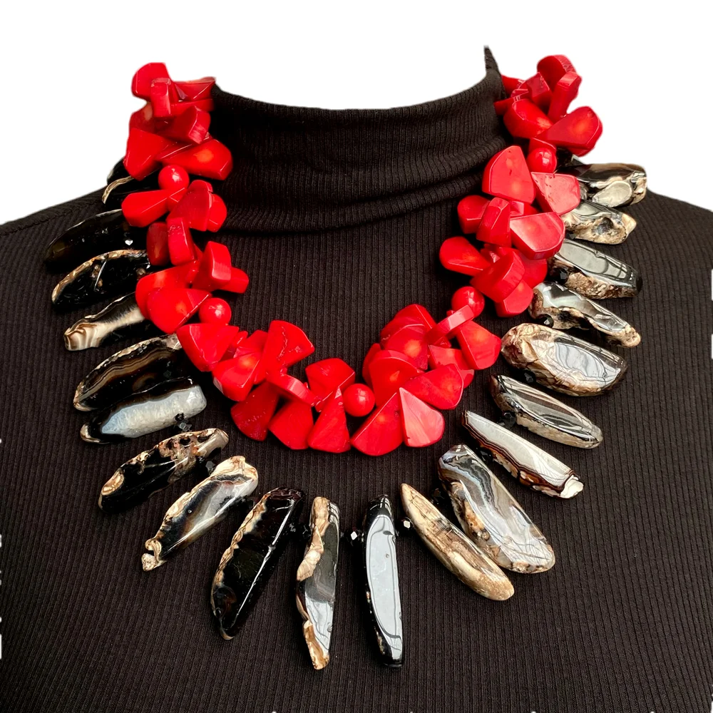 Vintage Ethnic Chunky Bib Necklace Red Petal Bead & Black Agate Slice Fringe Necklace Bold Big Statement Collar Necklace