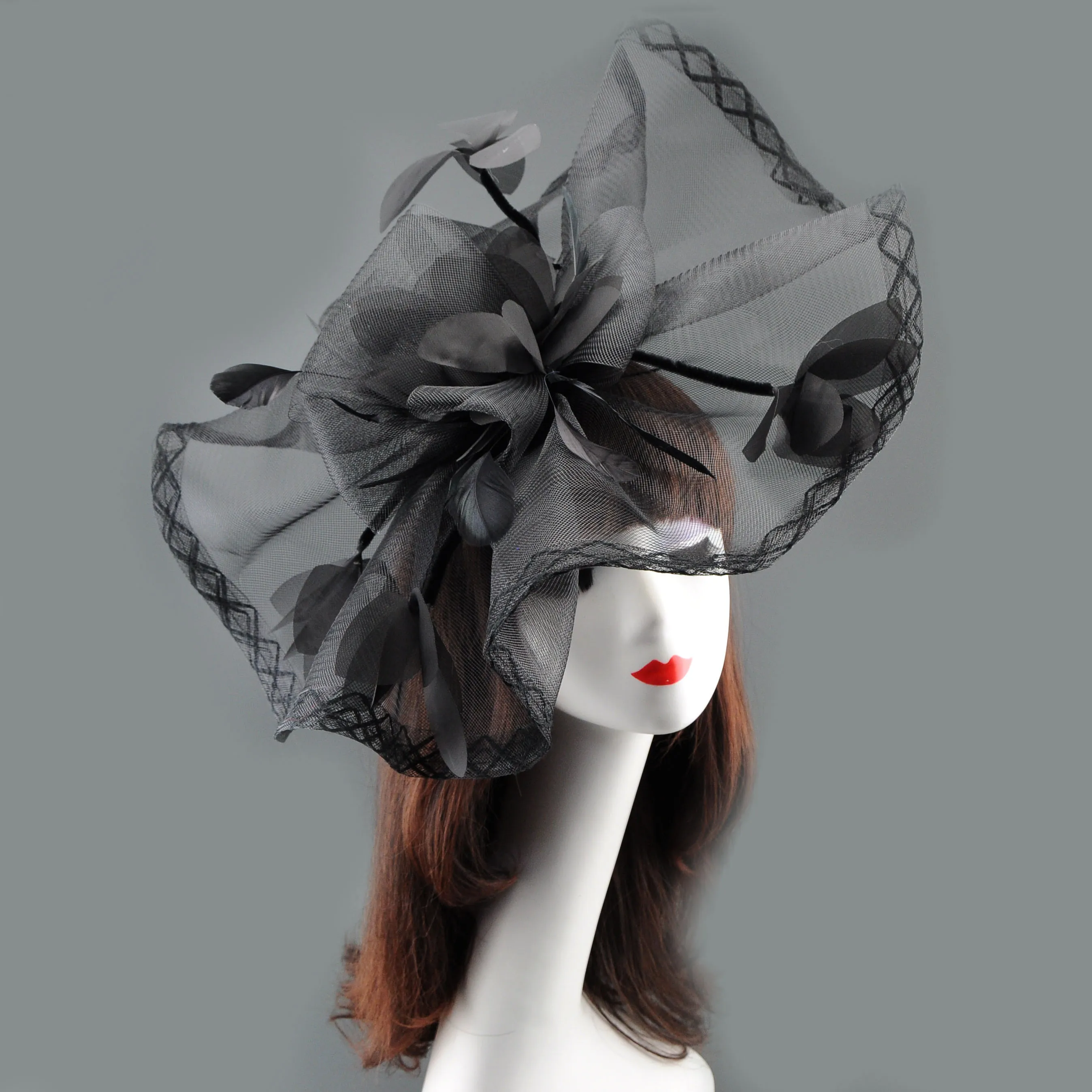 Light Luxury Mesh Floral Feather Fascinator Hat, Women’s Styling Headpiece for Banquets, Weddings & Race Days, Ladies Mesh Fasci