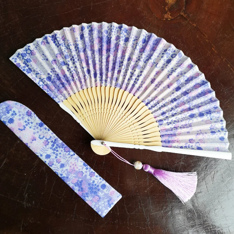 Chinese Fan Artistic Fresh Style Small Fan Women's Silk Cloth Convenient Opening and Cclosing Decorative Fan Wedding Hand Fan