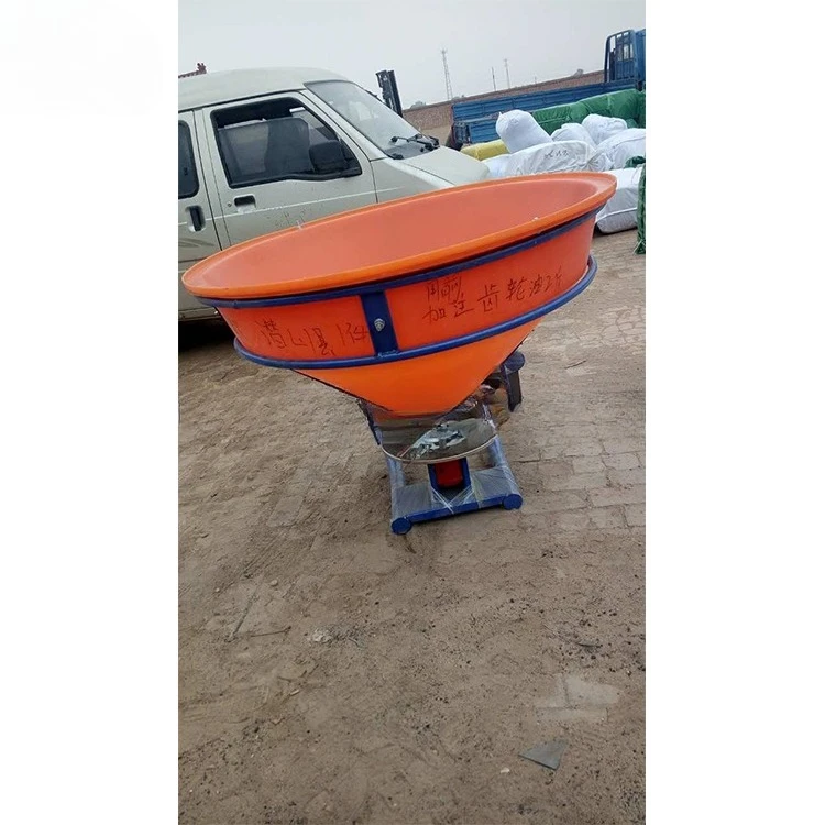Electric fertilizer elevator compound spreader dry and wet three-wheel fertilizer spreader