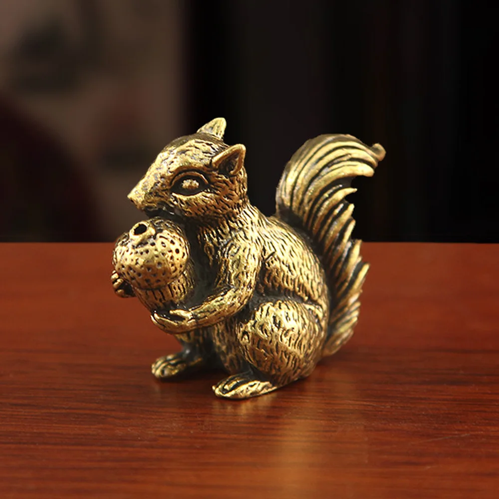 Vintage Brass Squirrel Statue Mini Ornament Incense Holder Animal Craft Collectible Paperweight Tea Pet Desktop Decor Gift